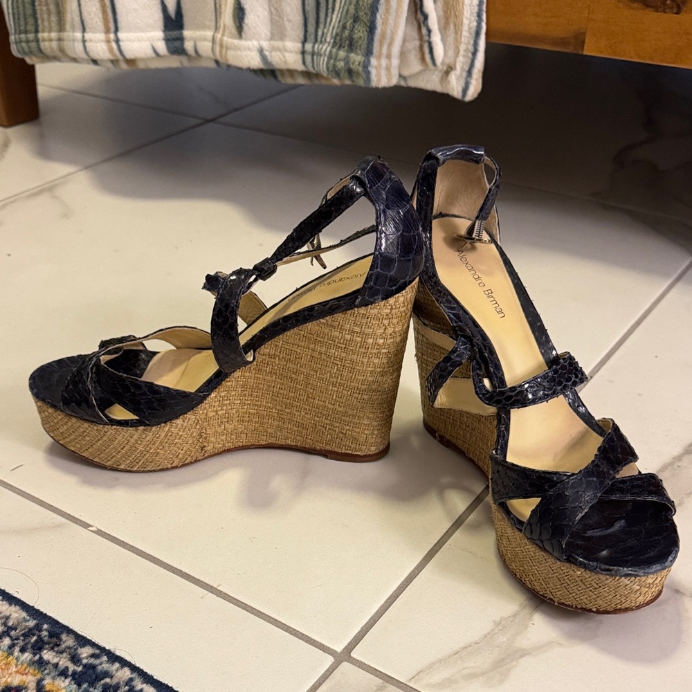 Alexandre Birman Black and Tan Wedge Sandals